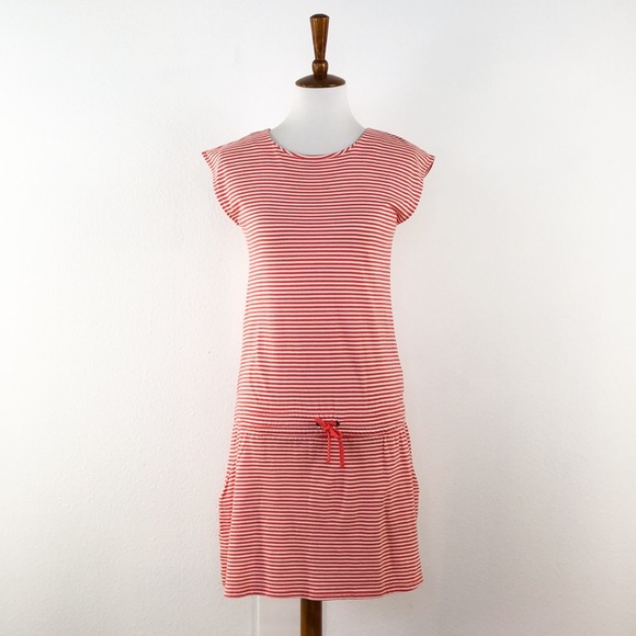 Vince Dresses & Skirts - Vince Red White Striped T-Shirt Style Dress